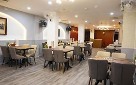 A25 Hotel - 12 Phố Huế